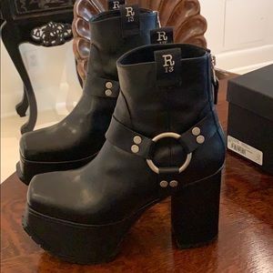 R13 Ankle Harness Platform Boot